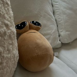 Meet your Posher, Kensie